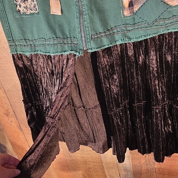 Upcycled We The Free Green Patchwork Skirt with Velvet Hem Size 10/12 - Picture 5 of 16